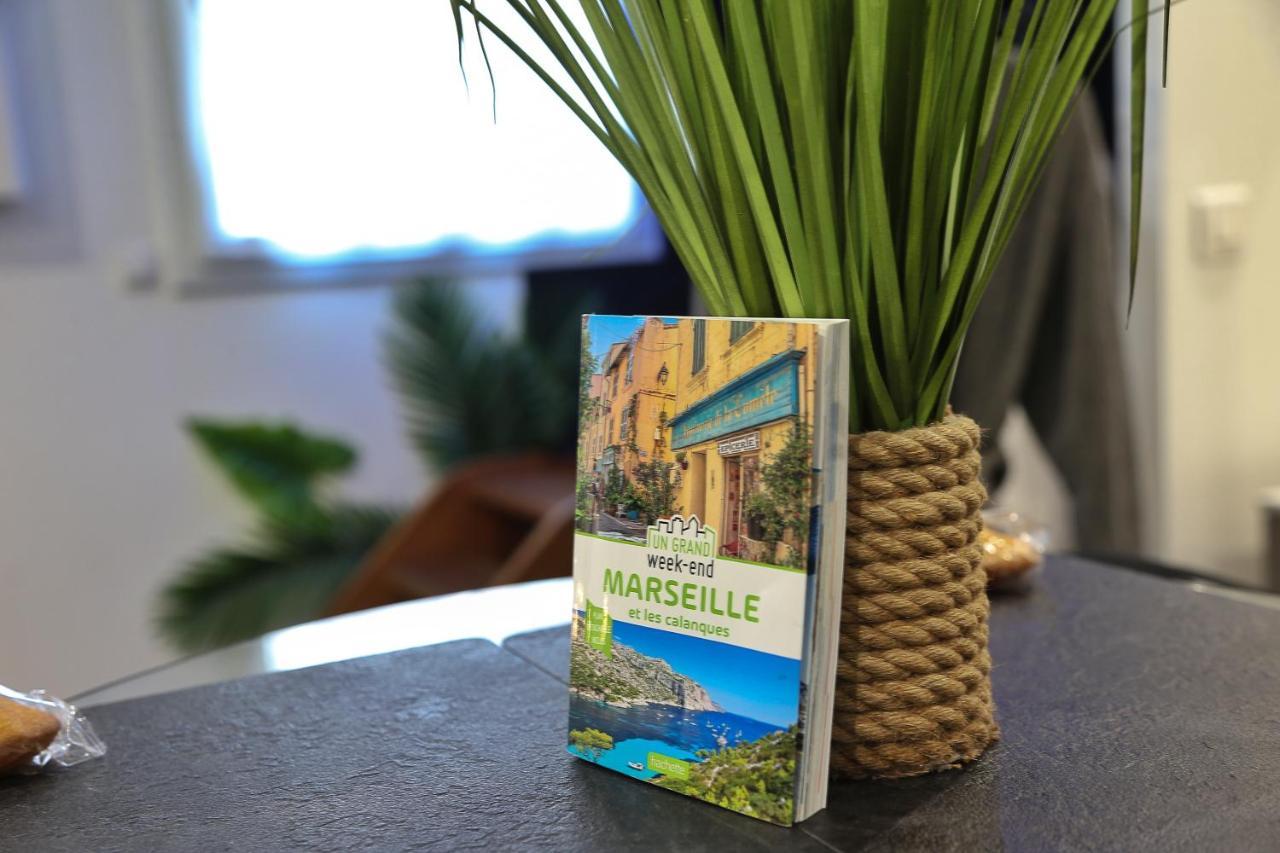 Suite Jacuzzi Privatif Plage Des Catalans Marseille Eksteriør bilde