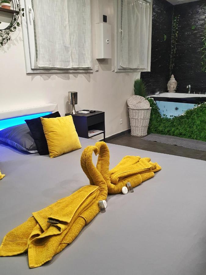 Suite Jacuzzi Privatif Plage Des Catalans Marseille Eksteriør bilde
