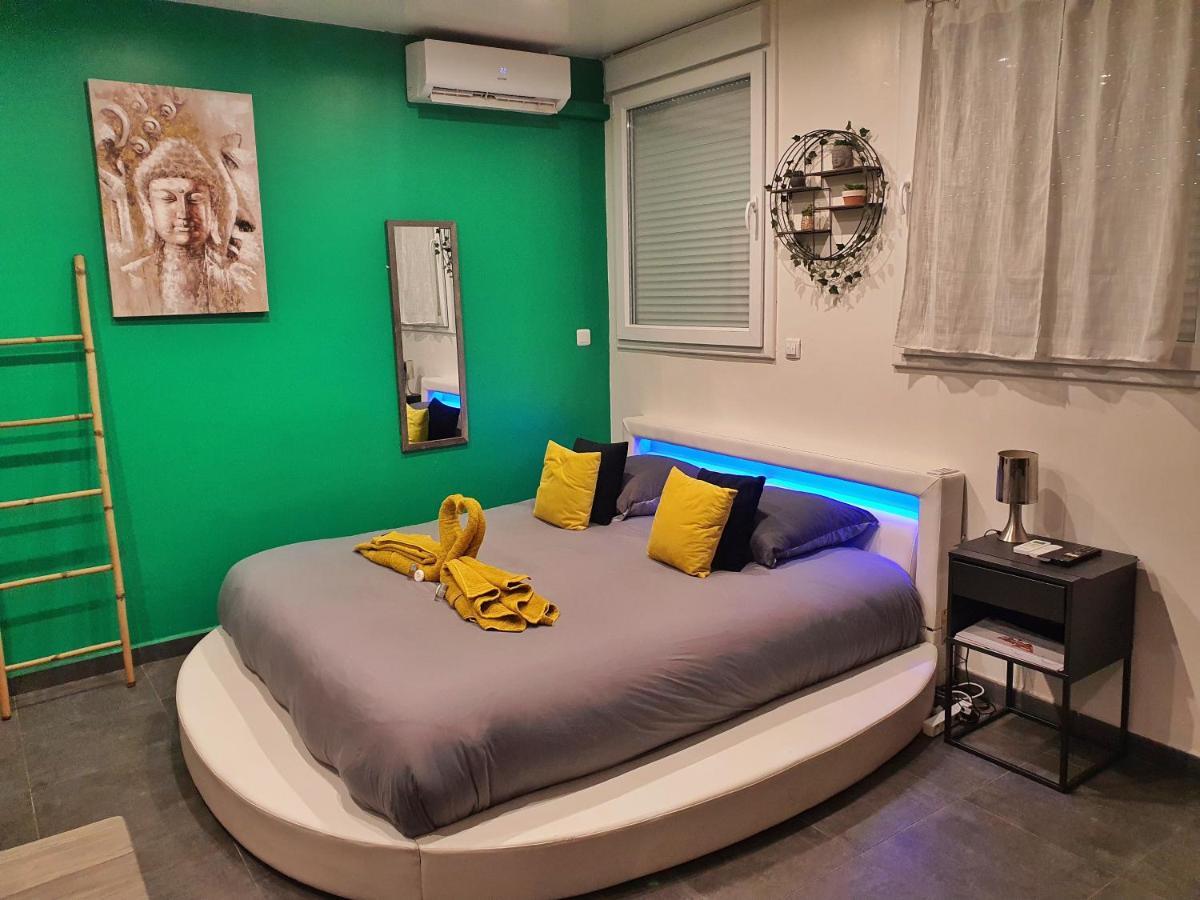 Suite Jacuzzi Privatif Plage Des Catalans Marseille Eksteriør bilde